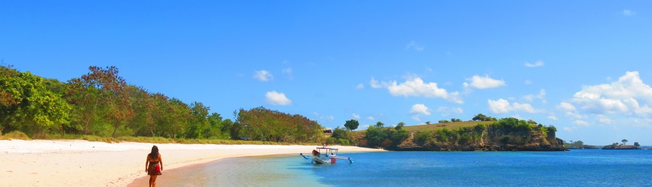 Pink Beach Lombok by COS Indonesia