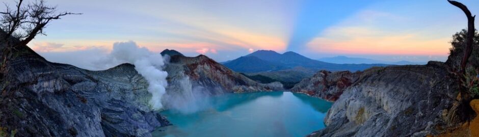 Kawah Ijen Banyuwangi by COS Indonesia